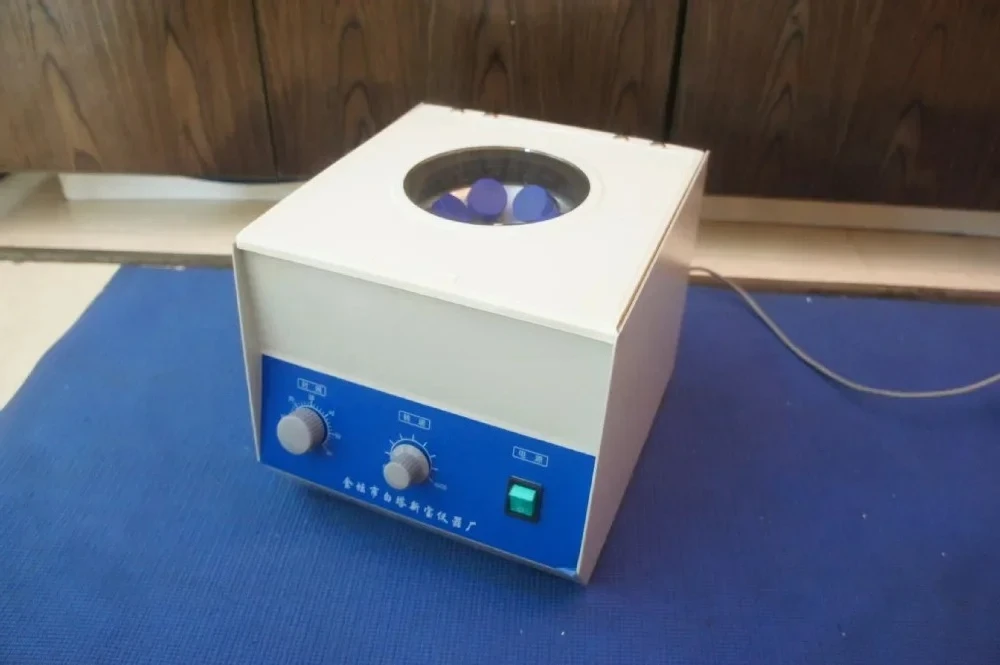 Xlab Medical - LD-3 Elektrikli Santrifüj Laboratuvarı Tıbbi Uygulama
